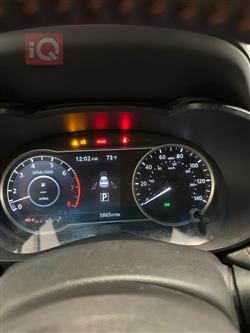 نيسان فيرسا